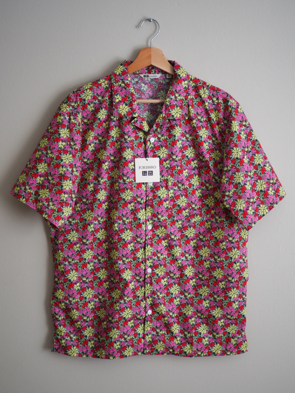 Francisco Risso floral short sleeve Uniqlo printed shirt